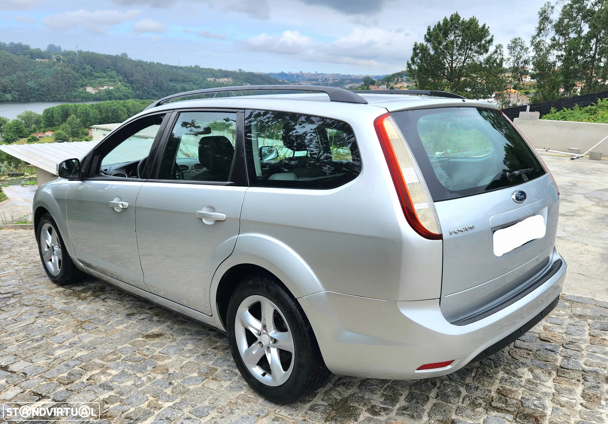 Ford Focus SW 1.6 TDCi Titanium 17 - 19