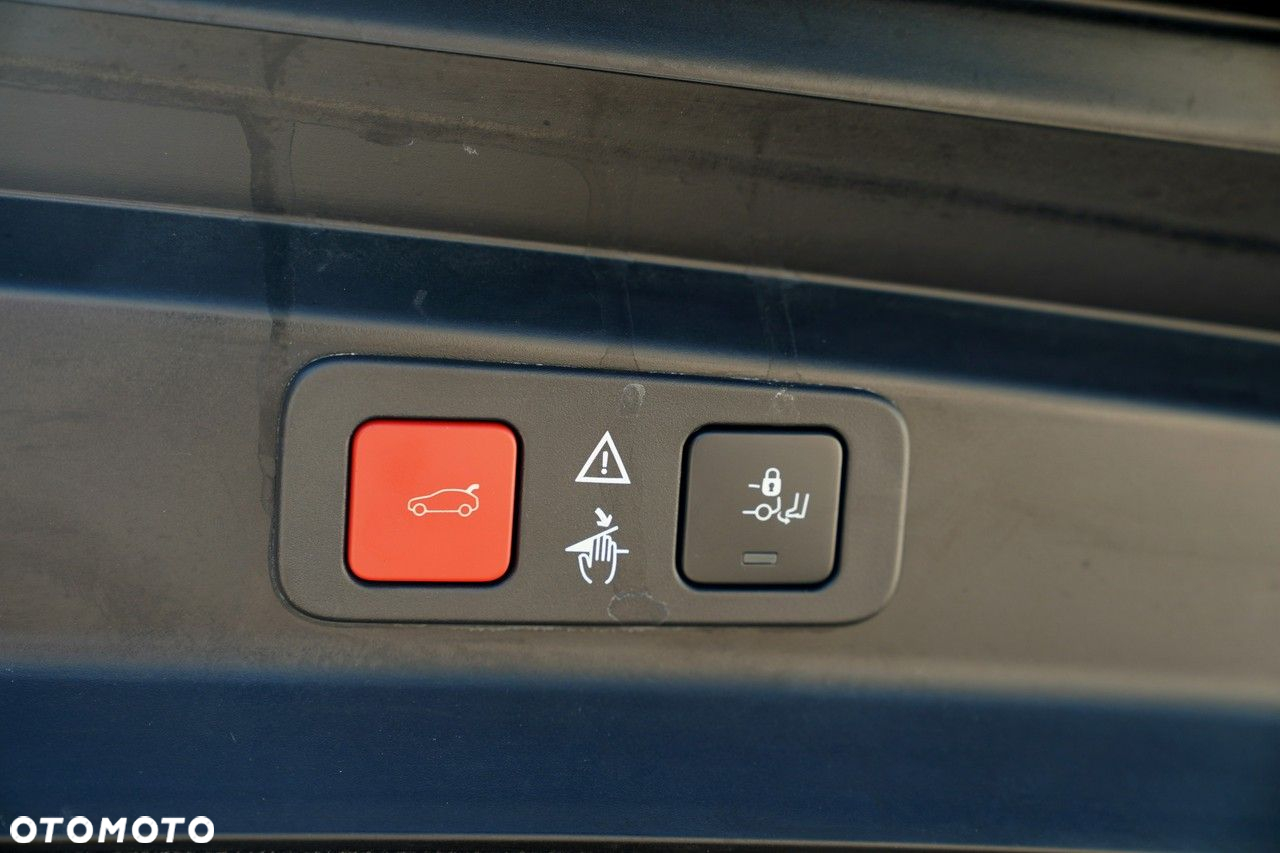Peugeot 5008 - 17
