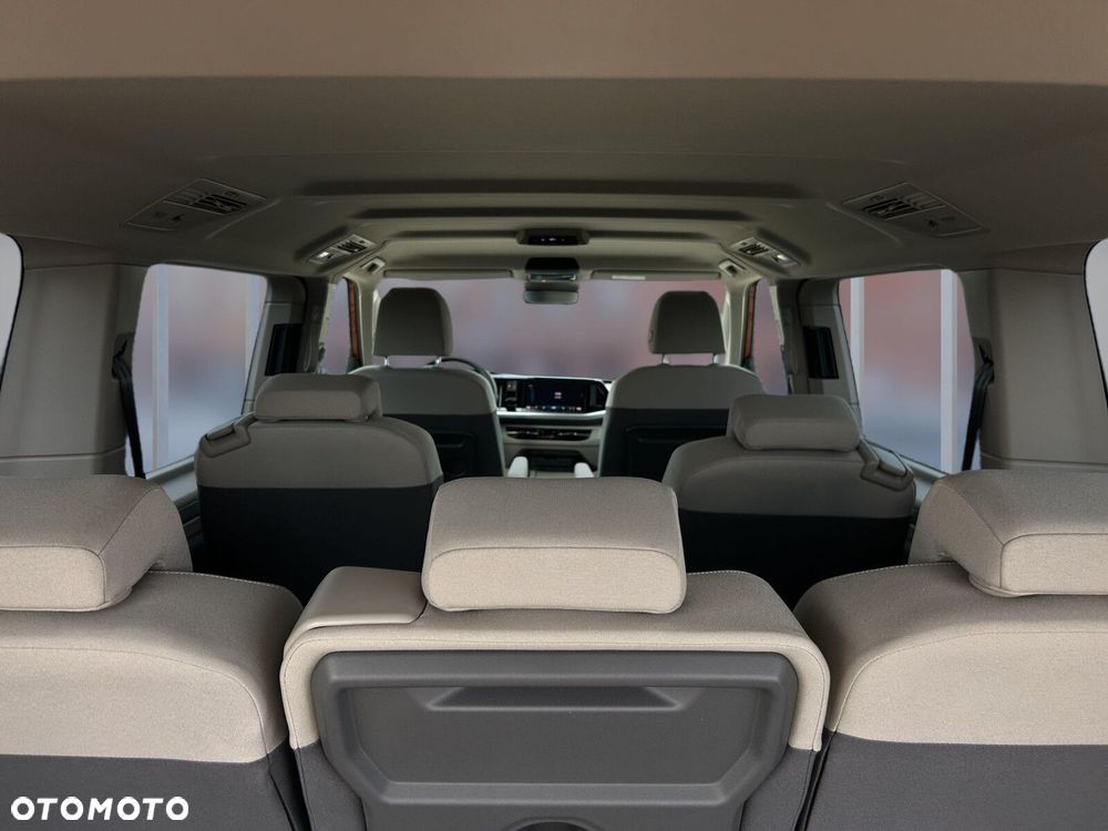 Volkswagen Multivan - 22