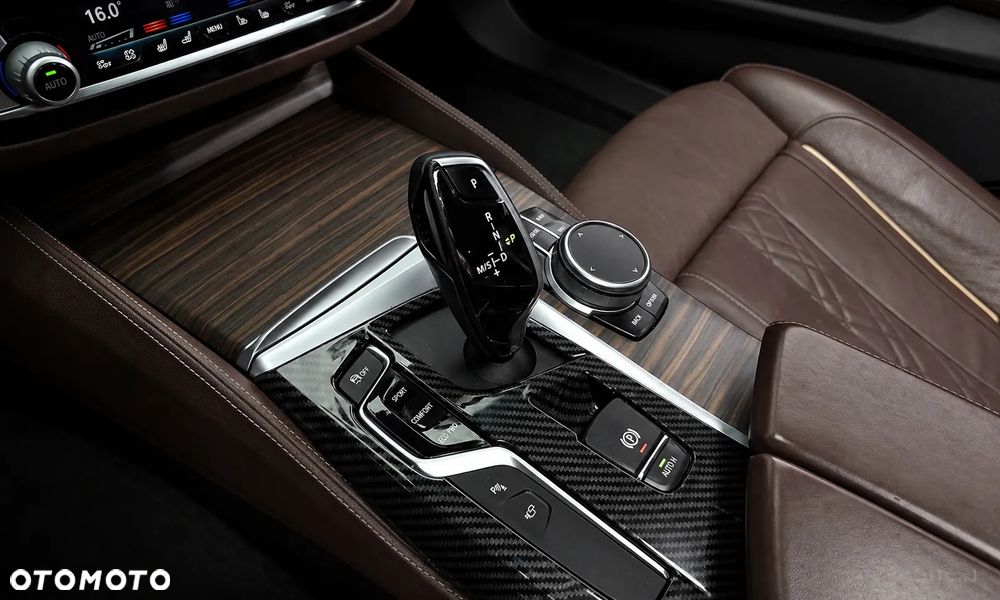 BMW Seria 5 - 12