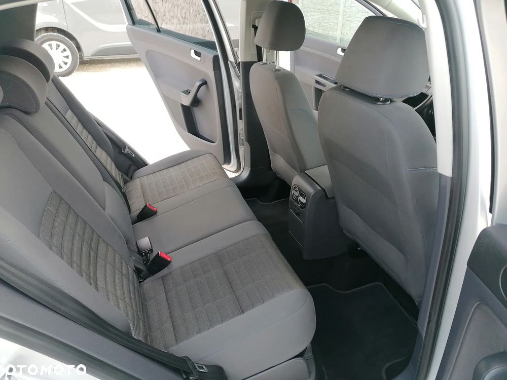 Volkswagen Golf Plus 1.6 Goal - 24