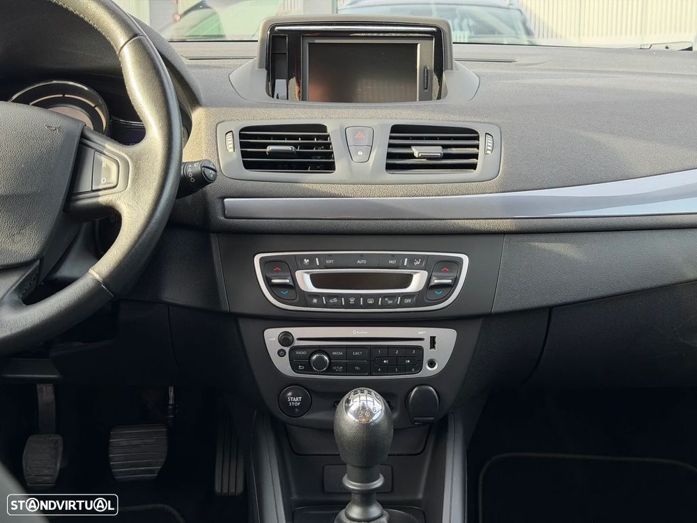 Renault Mégane Sport Tourer dCi 110 FAP EDC LIMITED - 30