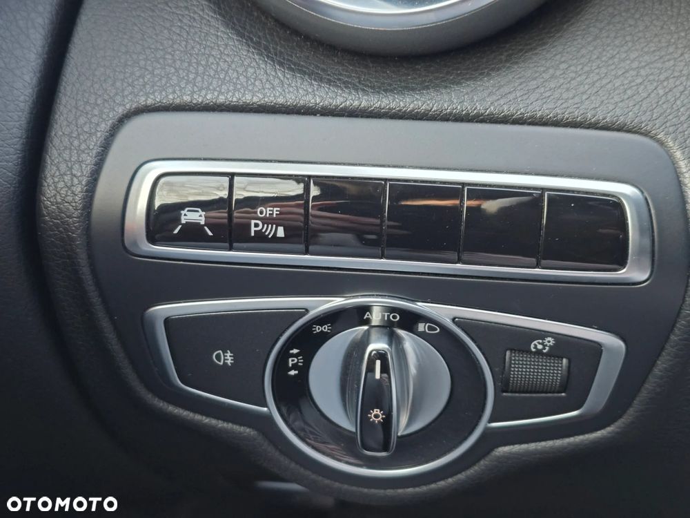 Mercedes-Benz GLC - 29