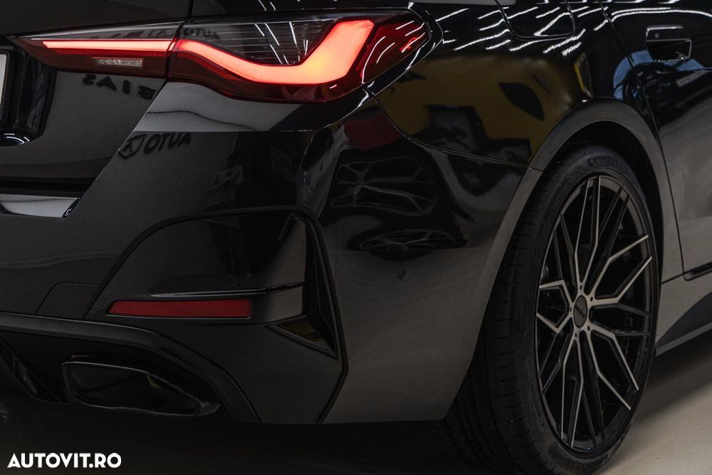 BMW M4 M440i xDrive AT MHEV - 38