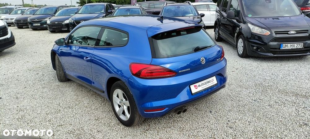 Volkswagen Scirocco 2.0 TDI (Blue Motion Technologie) - 14