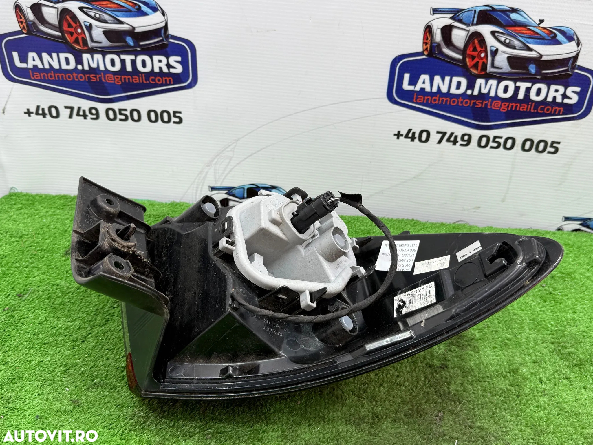 STOP TRIPLA ARIPA SPATE DREAPTA RENAULT CAPTUR 1.5 DIESEL 2014 COD OEM 265502731R 2013-2017 - 6