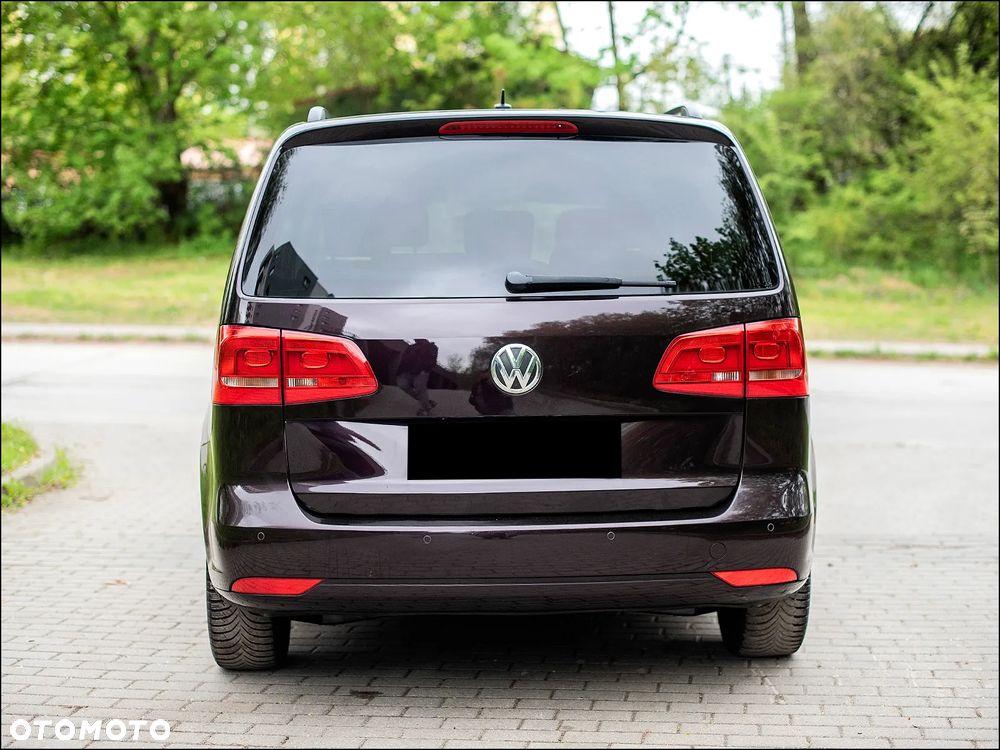 Volkswagen Touran - 4