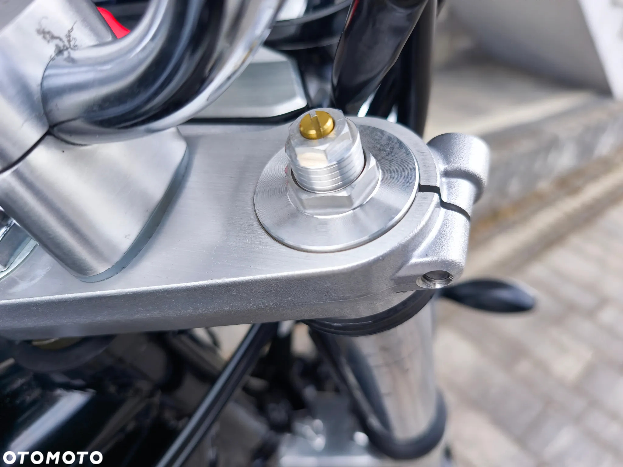 Suzuki GSX - 15