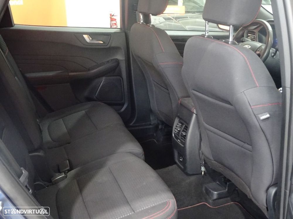 Ford Kuga 1.5 EcoBoost ST-Line - 34