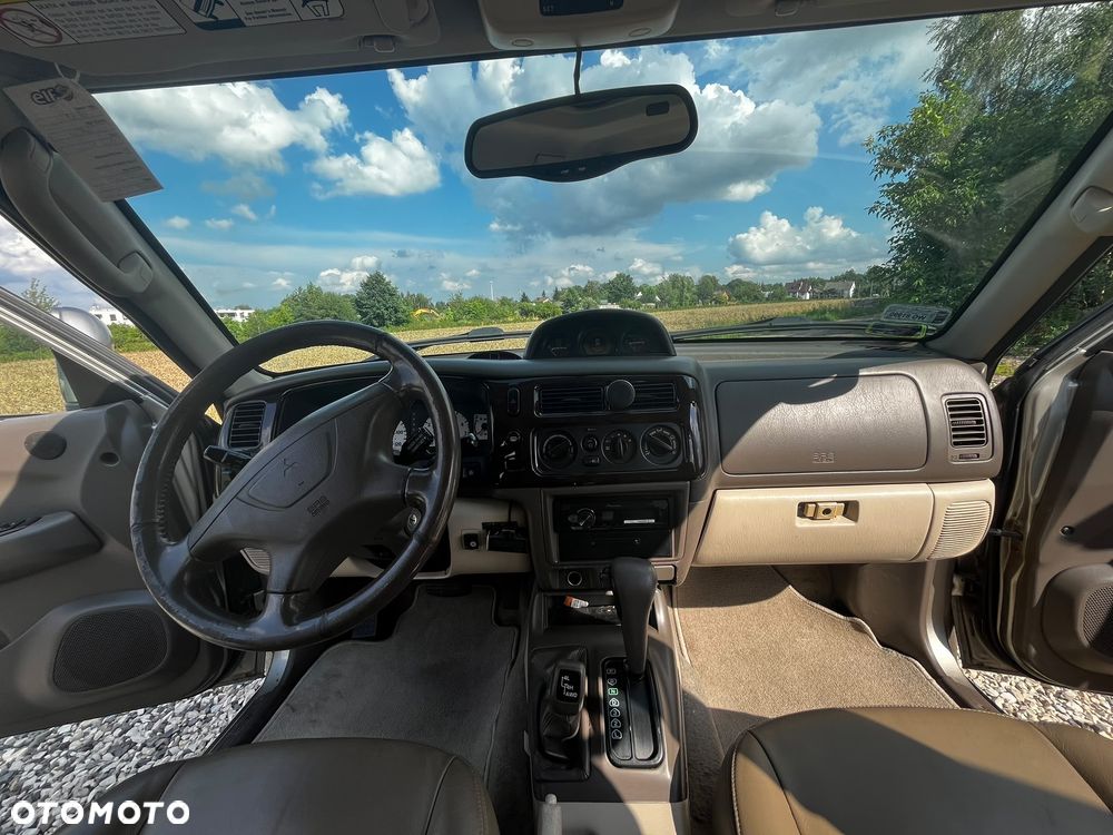 Mitsubishi Montero 3.5 XLS - 7