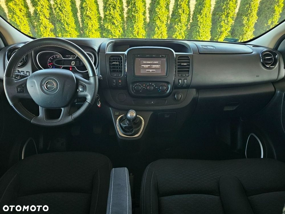 Opel Vivaro - 19