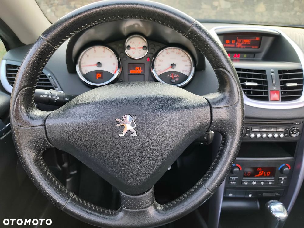 Peugeot 207 120 Automatik Premium - 19