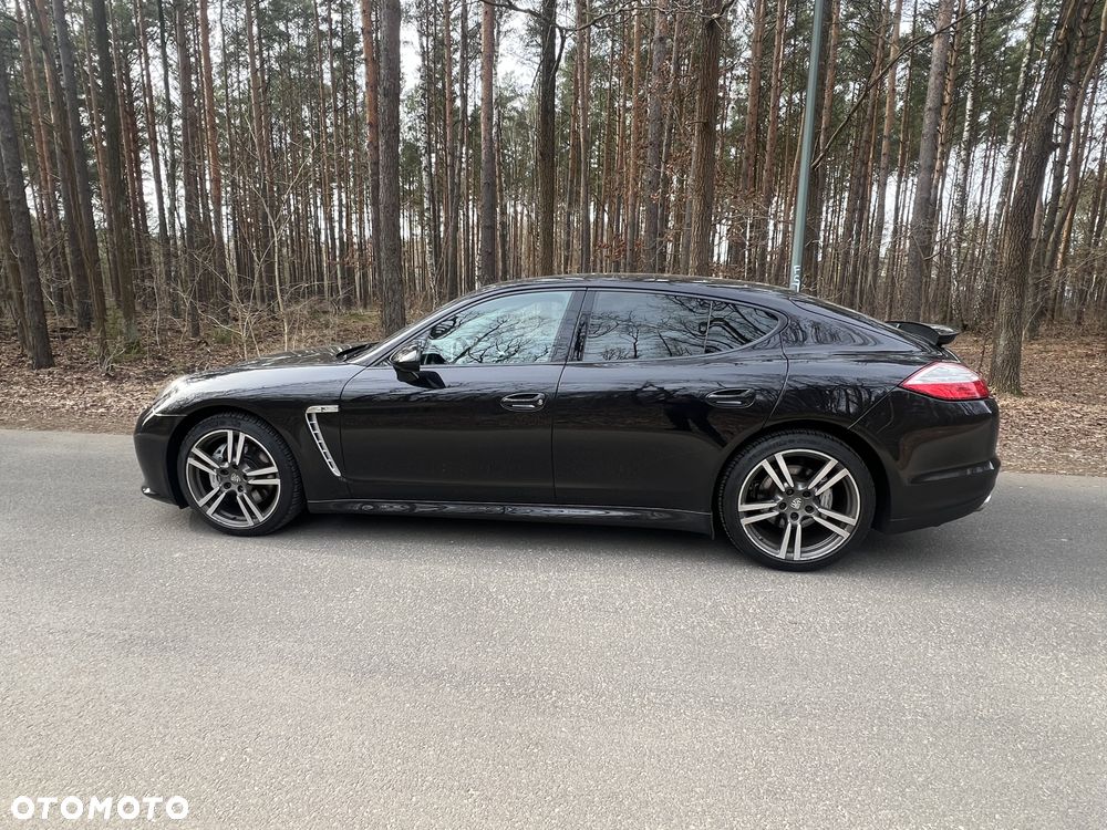 Porsche Panamera 4S PDK - 11