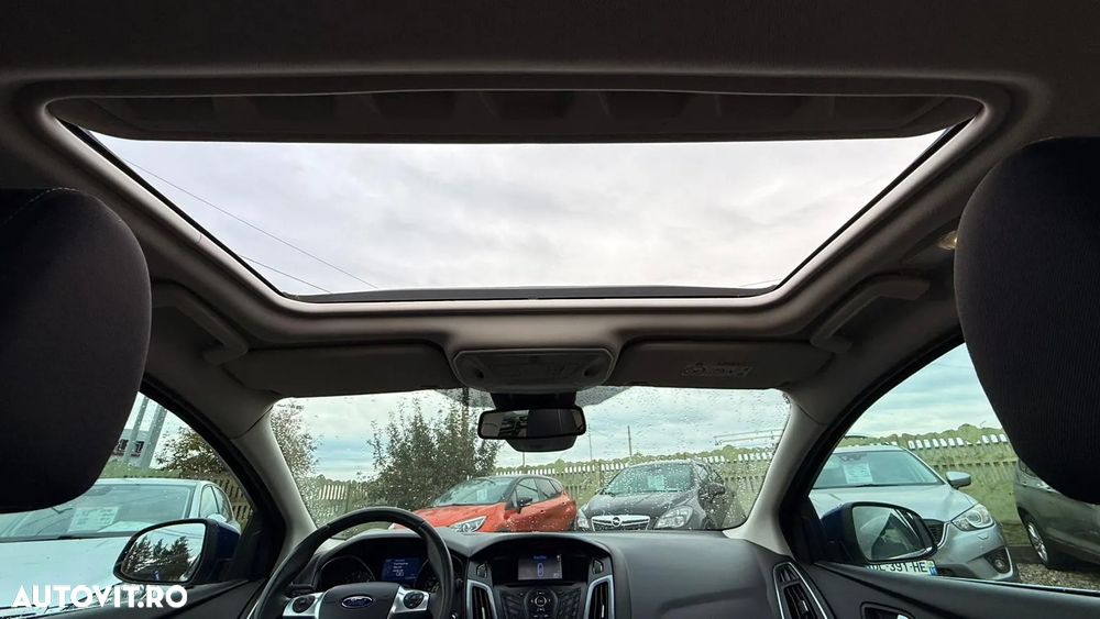 Ford Focus 1.6 TDCi DPF Start-Stopp-System Titanium - 11