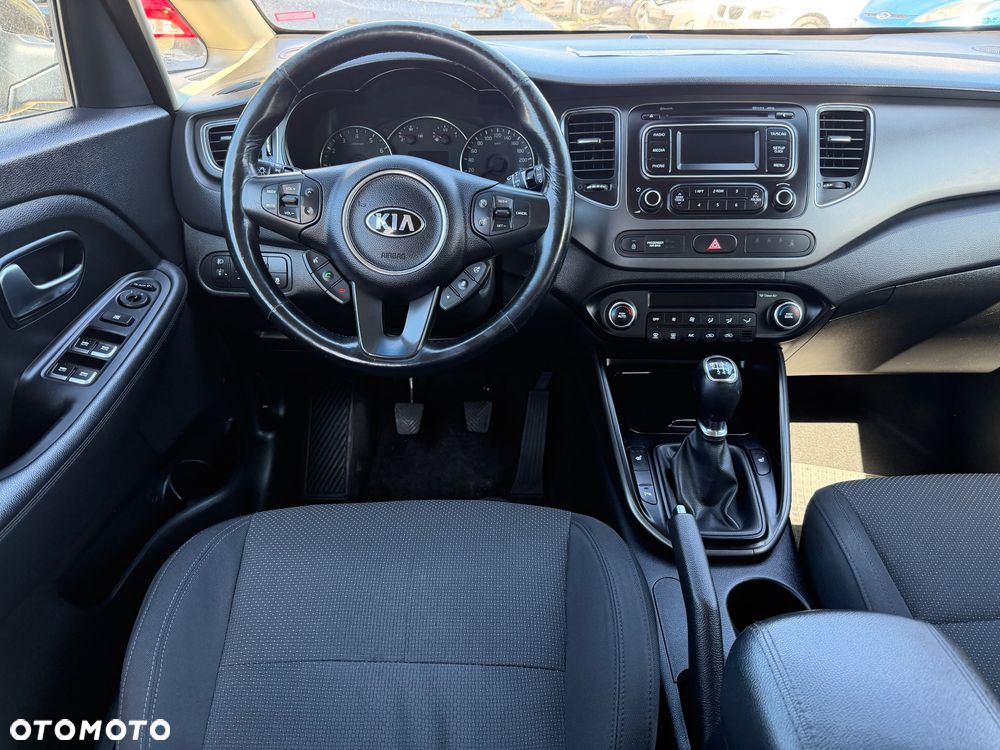 Kia Carens 1.6 GDI Dream-Team Edition - 5