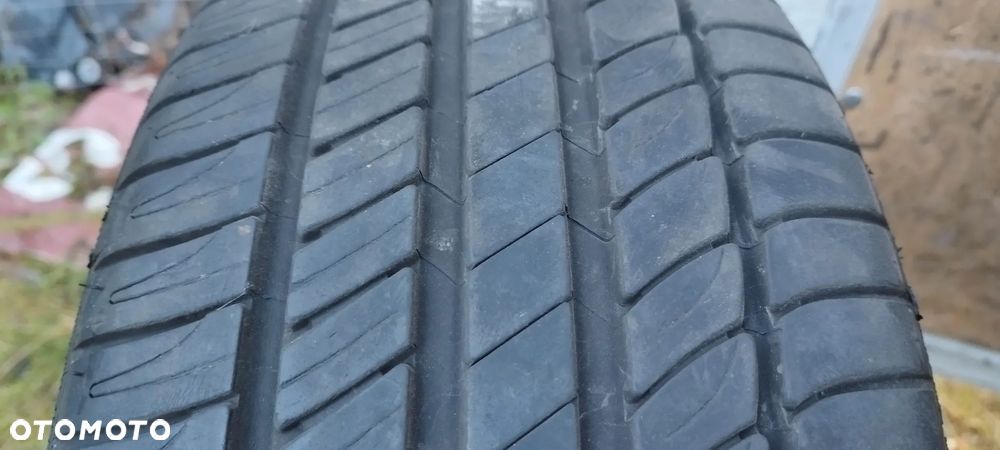 225/50/17 michelin primacy hp