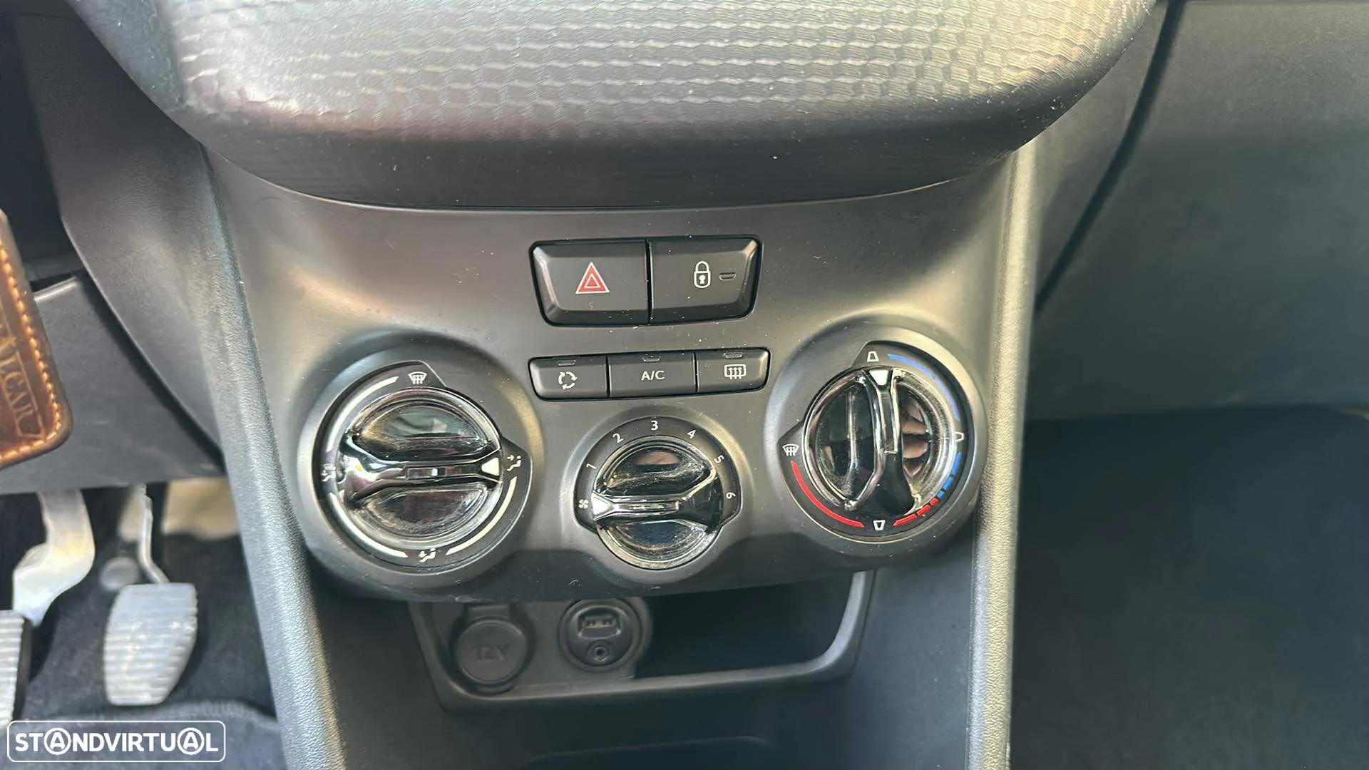 Peugeot 208 1.2 PureTech Style - 14
