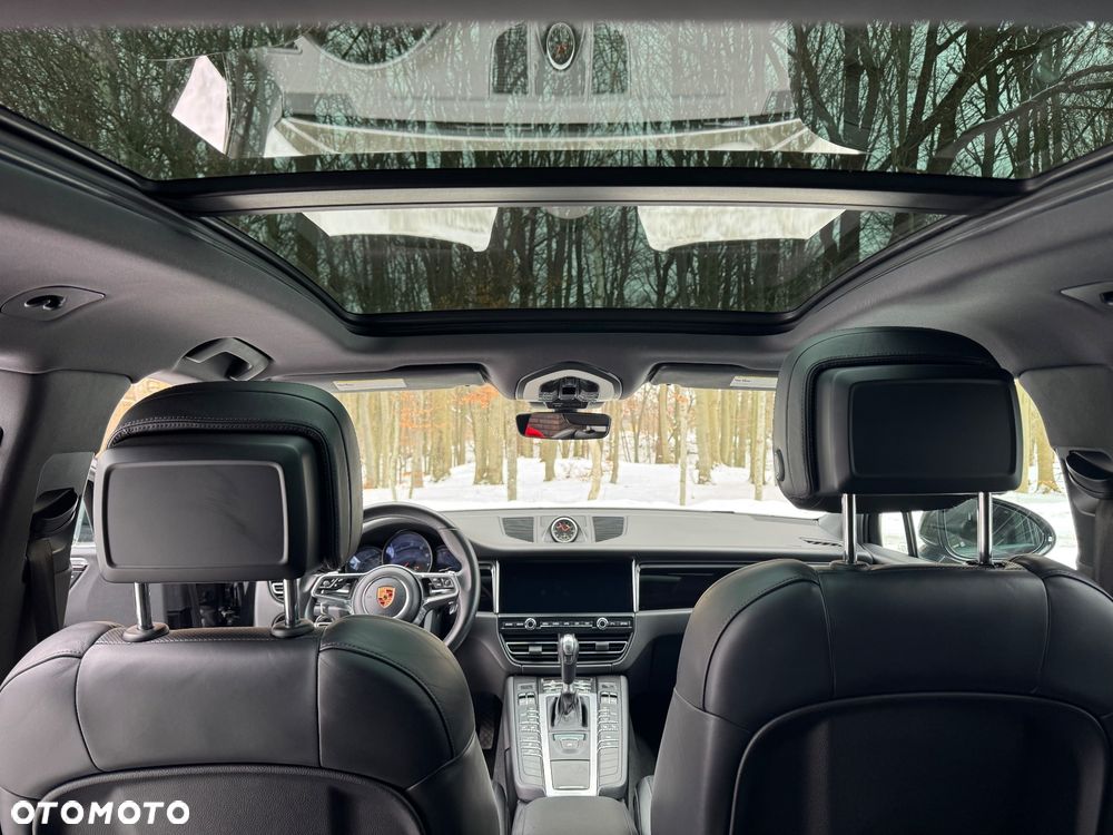 Porsche Macan Standard - 22