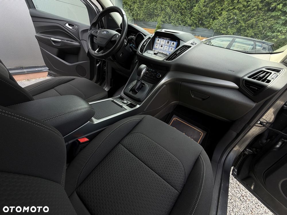 Ford Kuga 2.0 TDCi 2x4 Titanium - 15
