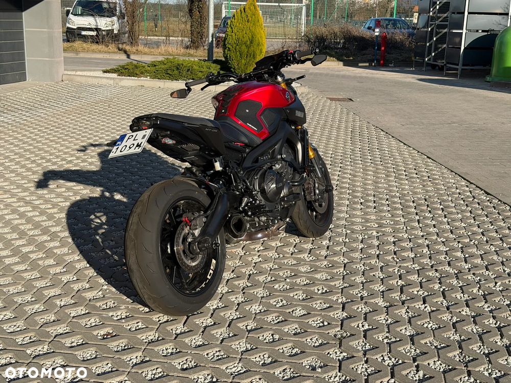 Yamaha MT - 2