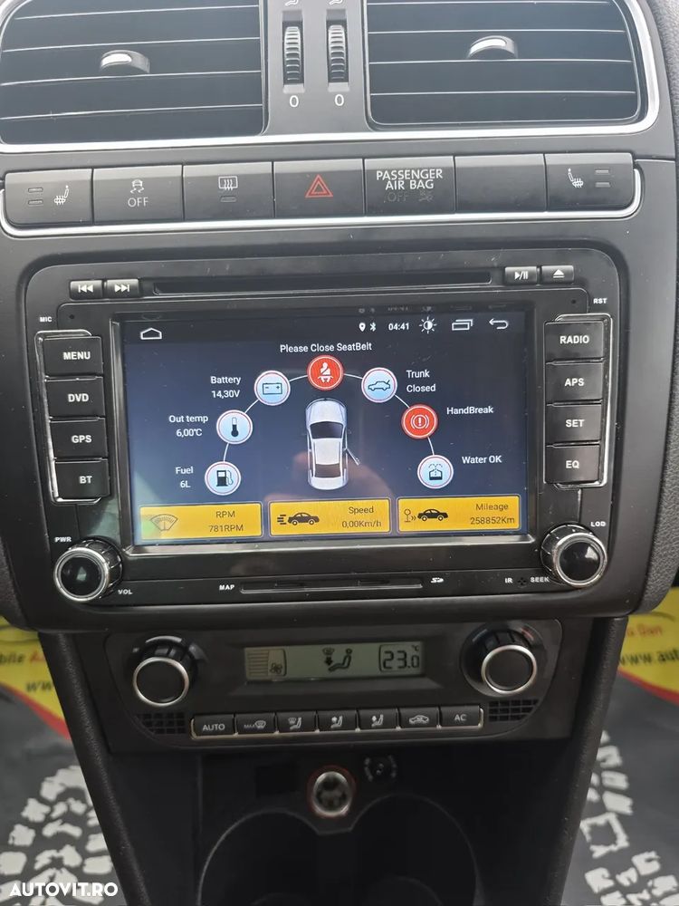 Volkswagen Polo 1.6 TDI Blue Motion Technology Highline - 7