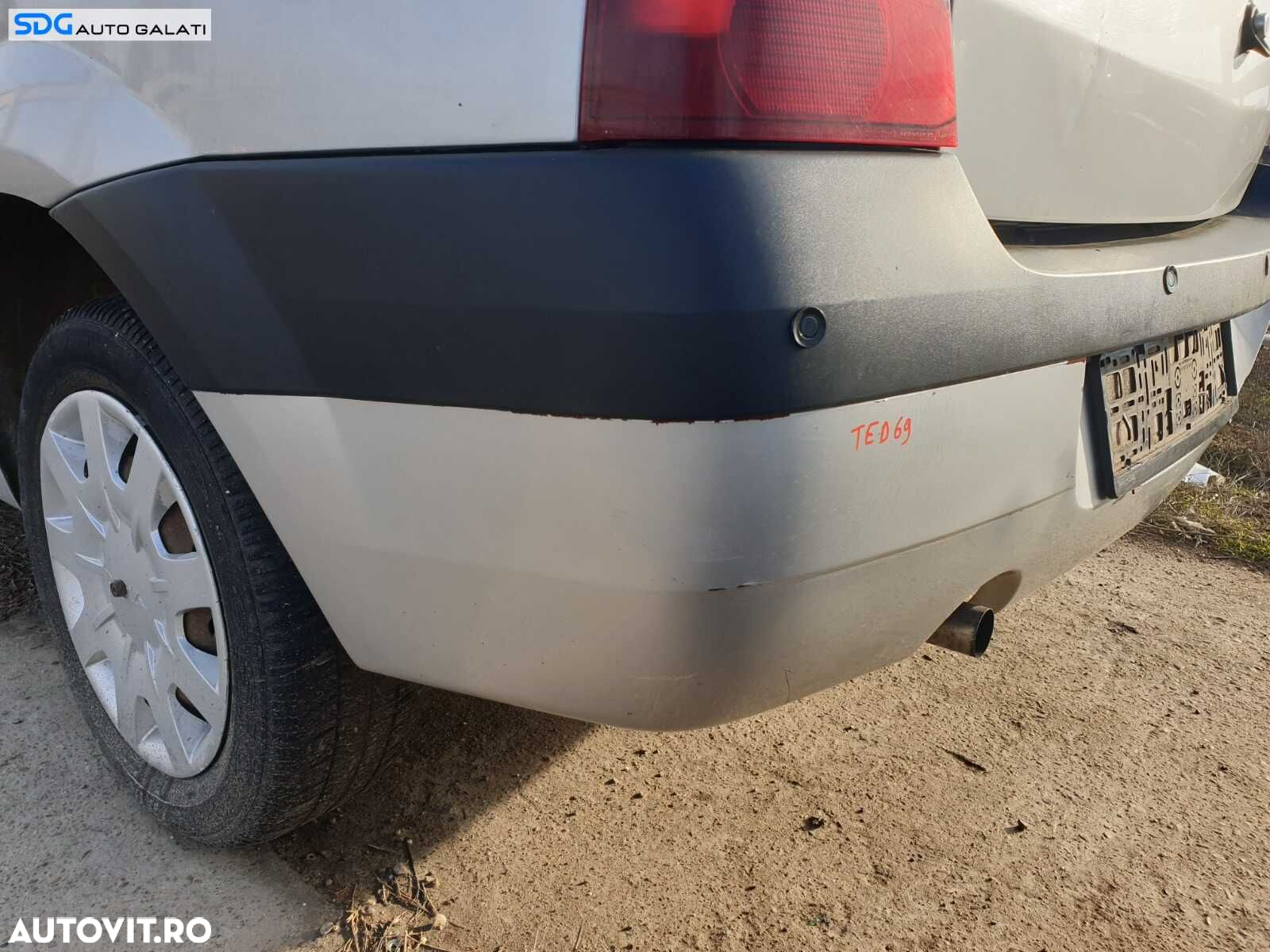 Bara Spoiler Spate cu Locas Senzori Parcare Dacia Logan 1 2004 - 2012 Culoare TED69 - 2