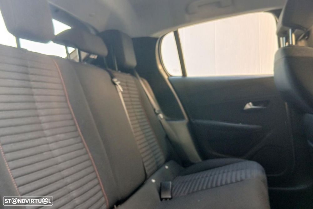 Peugeot 208 1.2 PureTech Active - 11