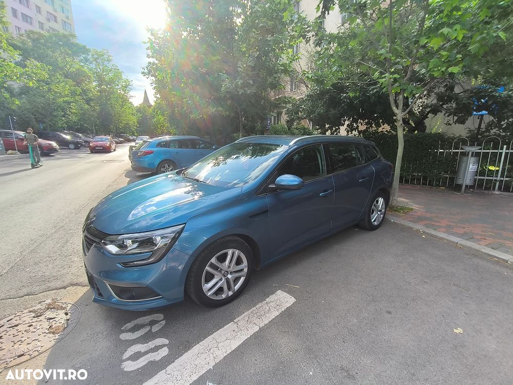 Renault Megane 1.5 dCI EDC Zen - 2