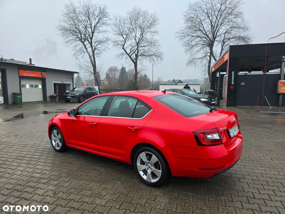 Skoda Octavia 2.0 TDI Style - 9