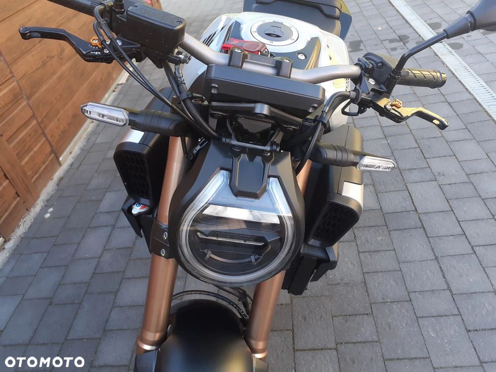 Honda CB - 34