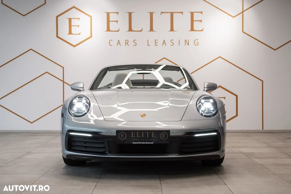 Porsche 911 Carrera Cabriolet PDK - 3