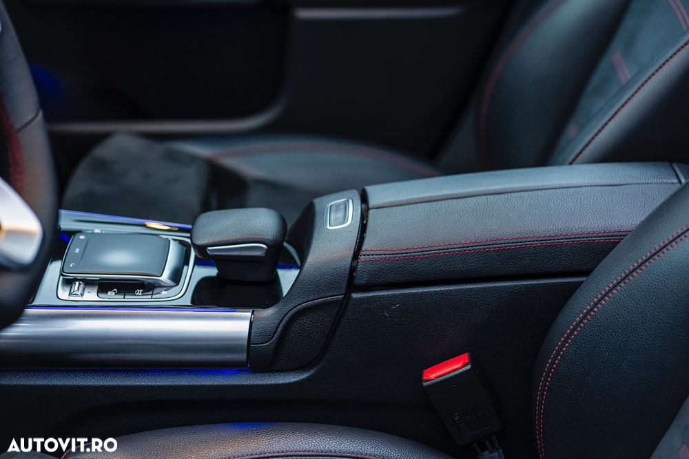 Mercedes-Benz B 200 d 8G-DCT AMG Line - 24