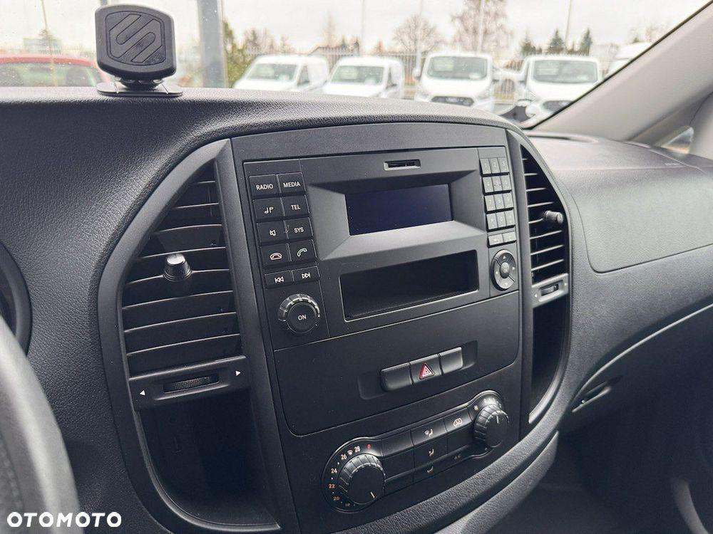 Mercedes-Benz Vito - 24