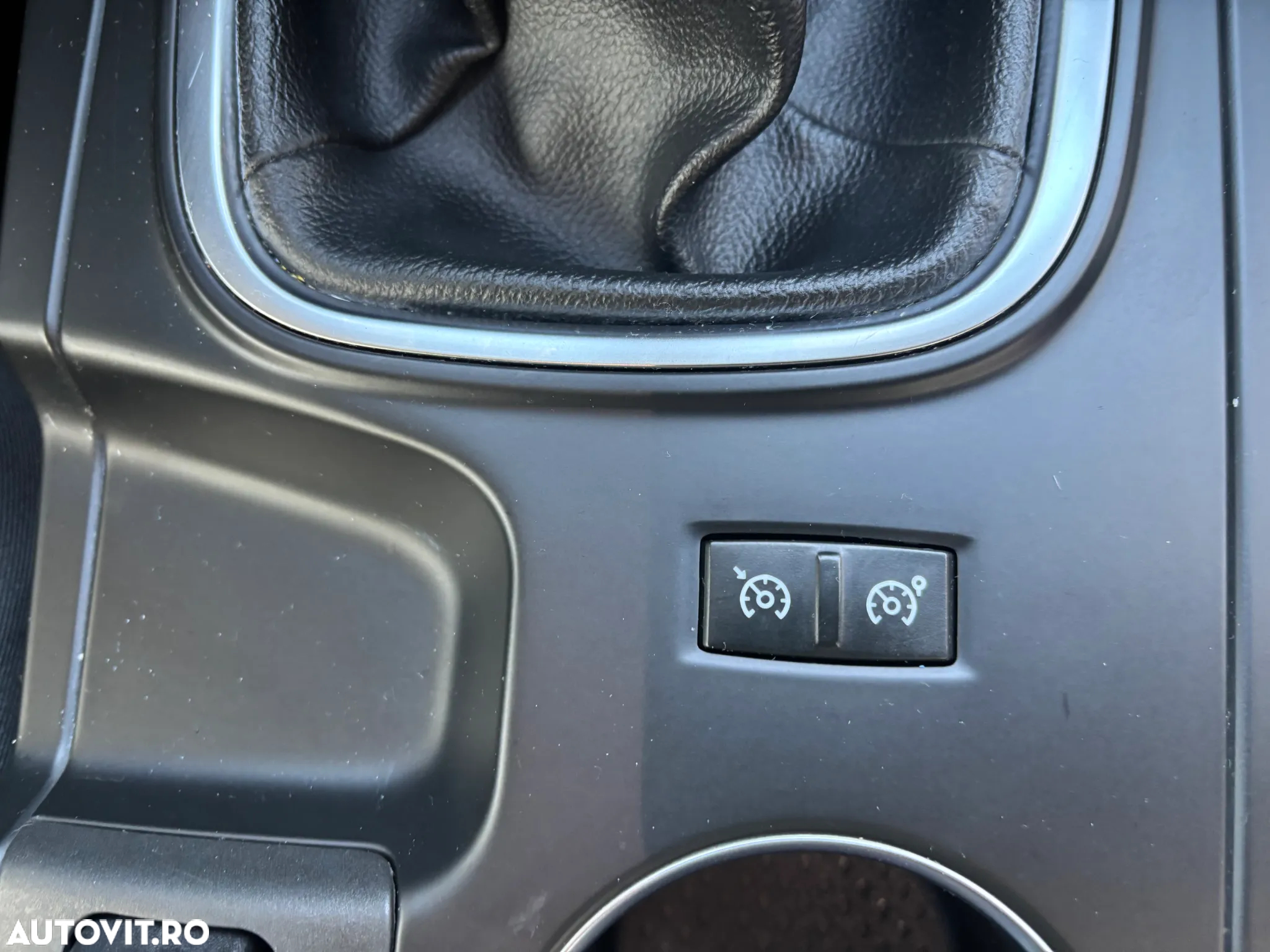 Renault Megane ENERGY dCi Business - 33
