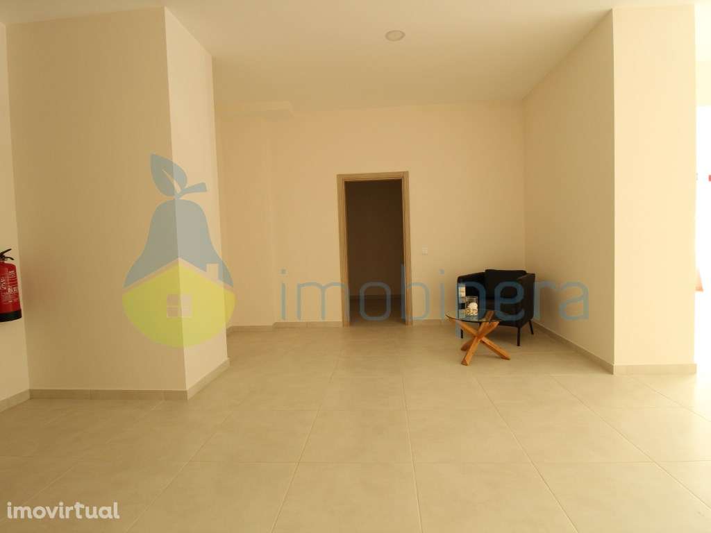 Loja para venda em Portimão, Praia da Rocha - Grande imagem: 3/10