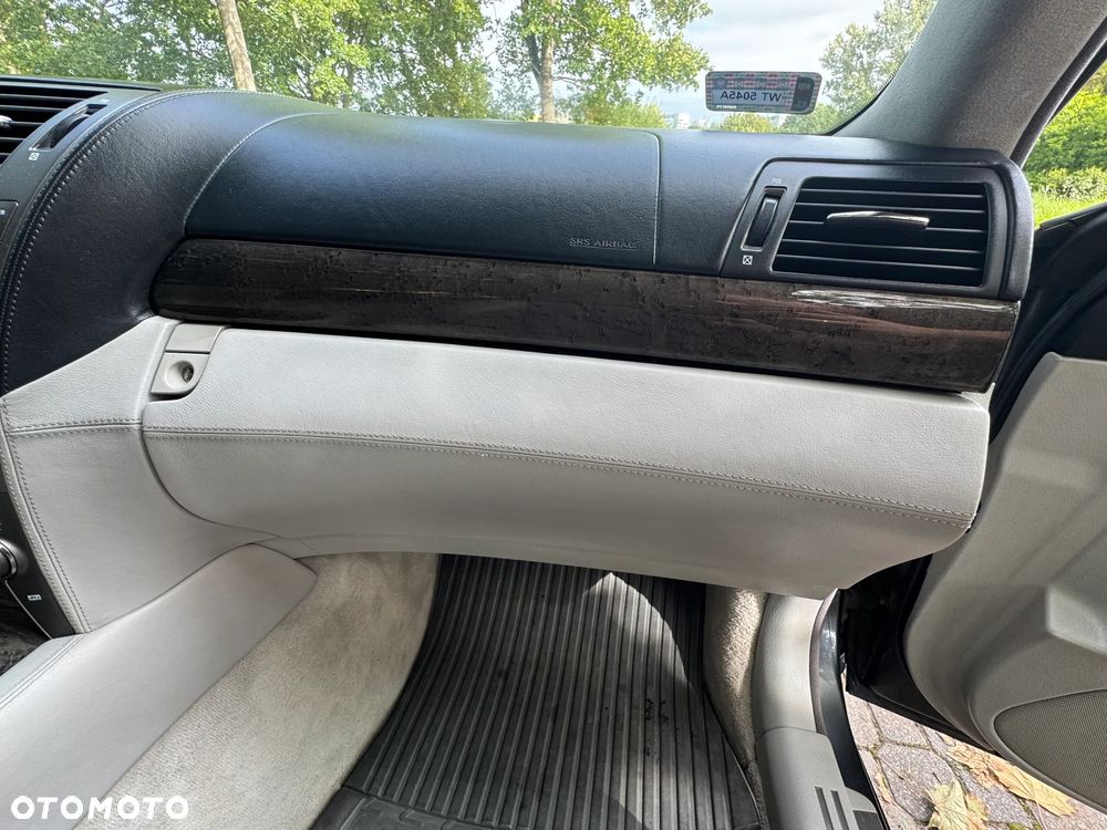 Lexus LS 600h Prestige - 28