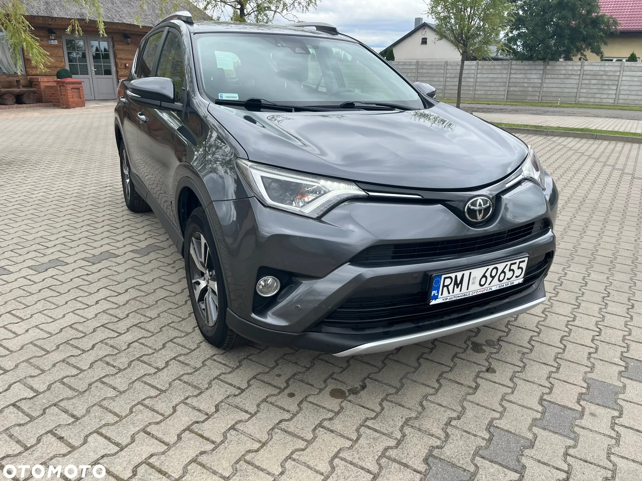 Toyota RAV4 - 3