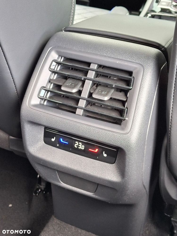 Volkswagen Tiguan - 25