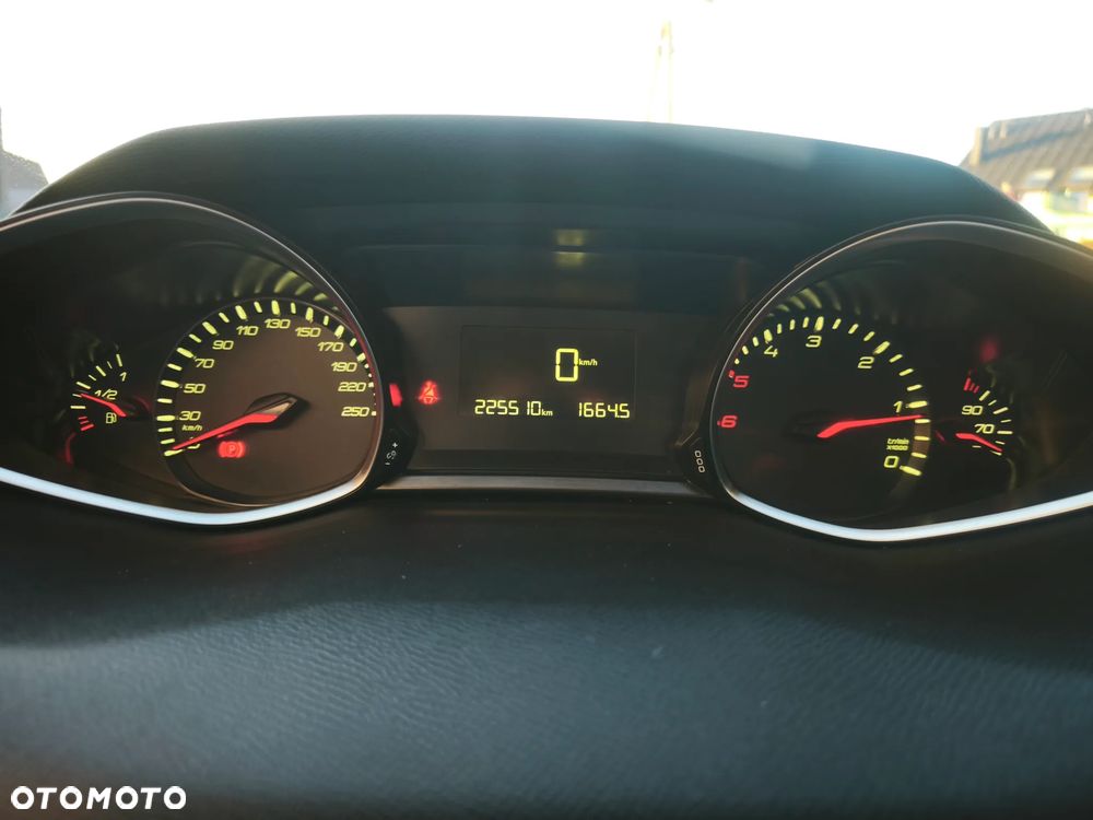 Peugeot 308 BlueHDi 120 Stop & Start Allure - 22