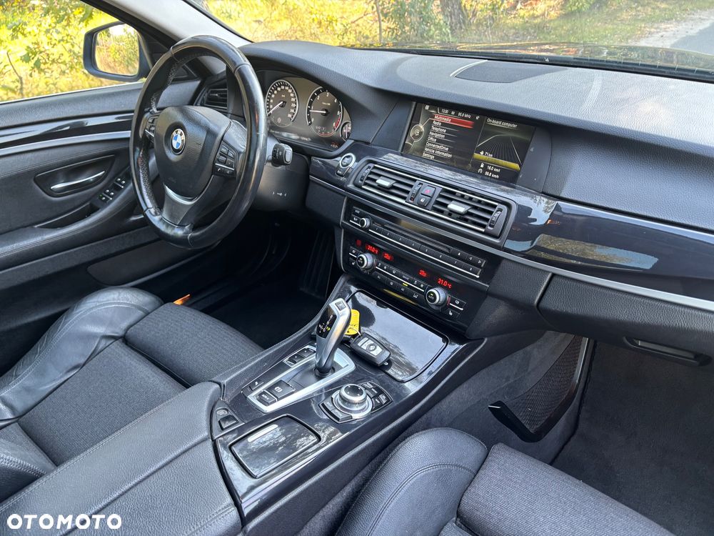 BMW Seria 5 520d xDrive Luxury Line - 20