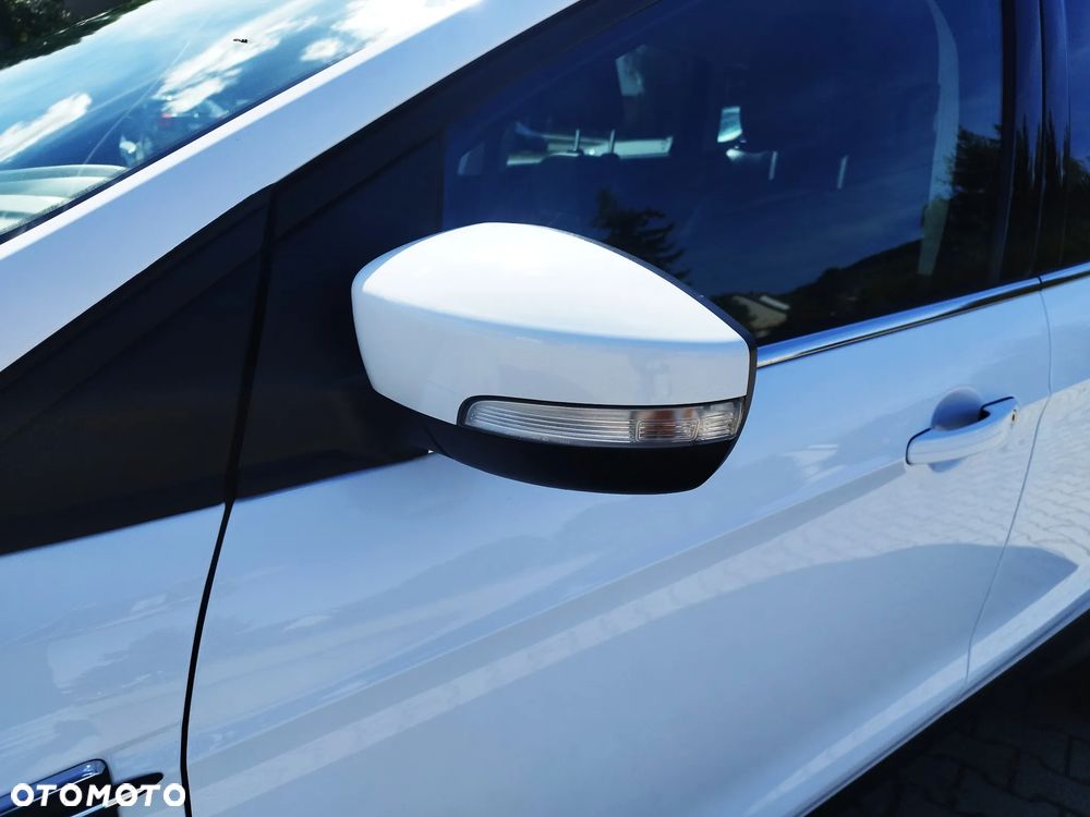 Ford Kuga 1.5 EcoBoost 2x4 Titanium - 10