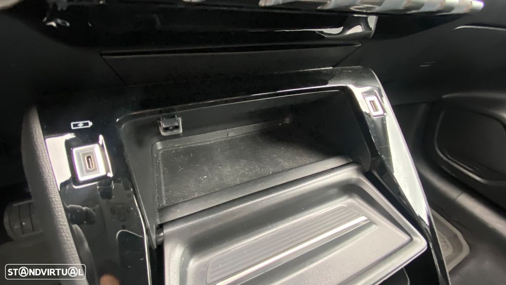 Peugeot e-208 50 kWh Allure Pack - 52