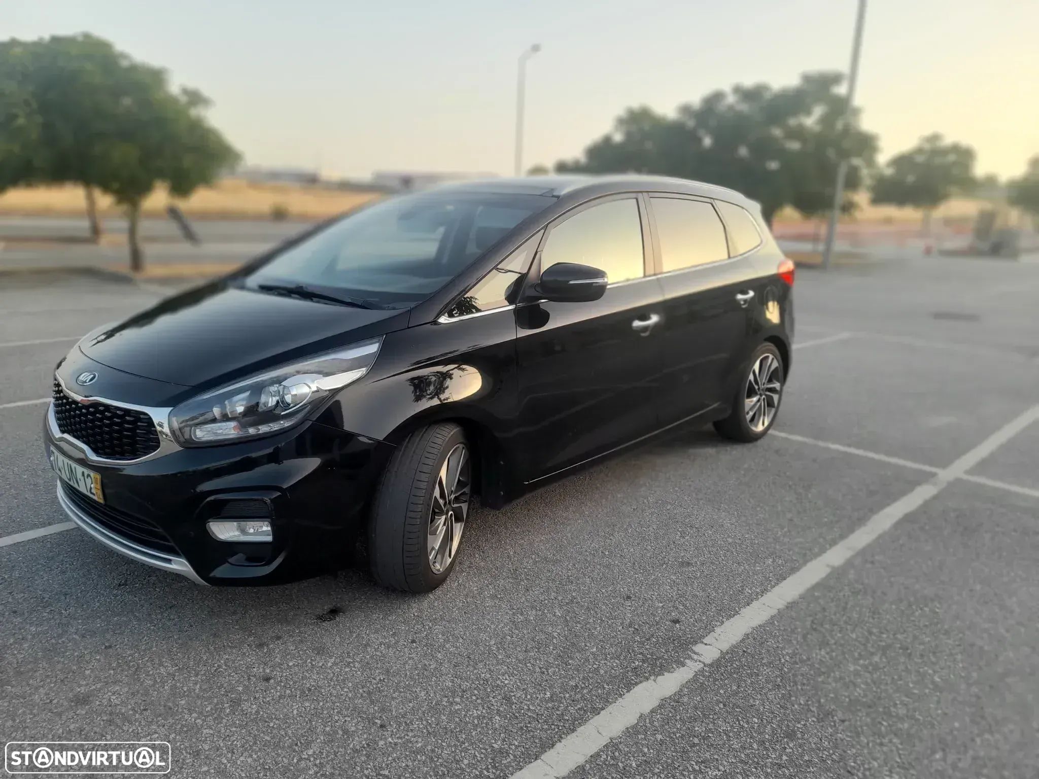 Kia Carens 1.7 CRDi ISG TX Aut. - 1