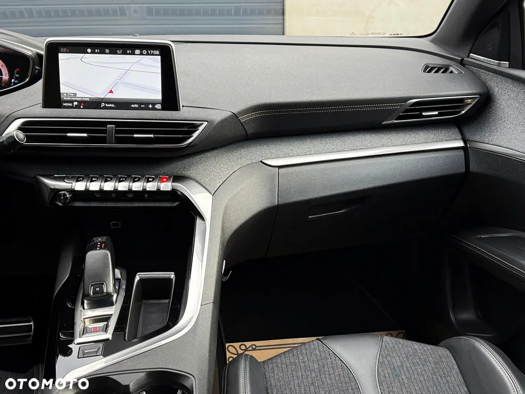 Peugeot 3008 1.6 PureTech GPF GT Line S&S EAT8 - 7