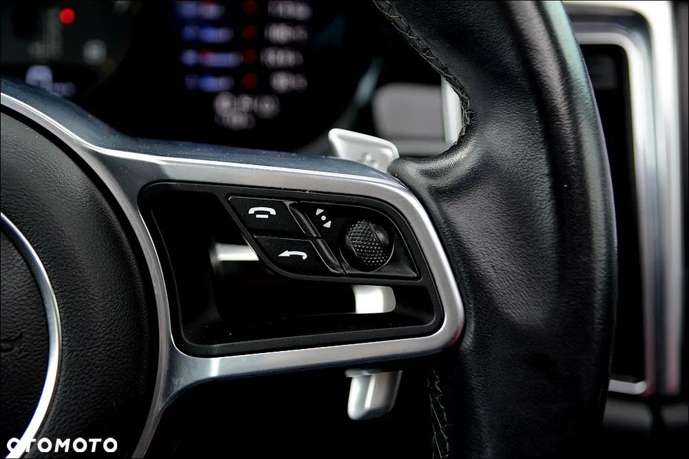 Porsche Macan Standard - 28