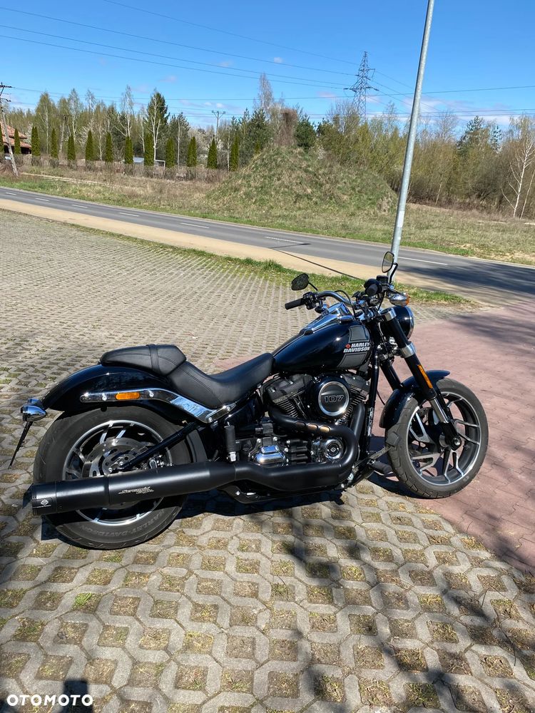 Harley-Davidson Softail Sport Glide - 1
