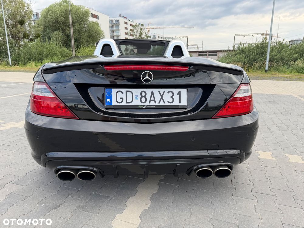 Mercedes-Benz SLK 200 (BlueEFFICIENCY) 7G-TRONIC - 4