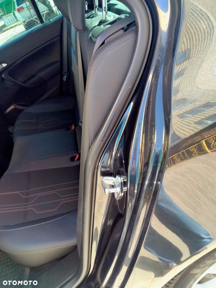 Opel Insignia 2.0 CDTI - 30