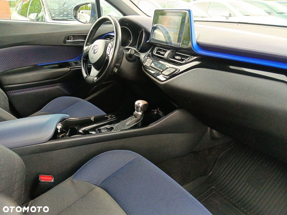 Toyota C-HR 1.8 Hybrid Dynamic - 9