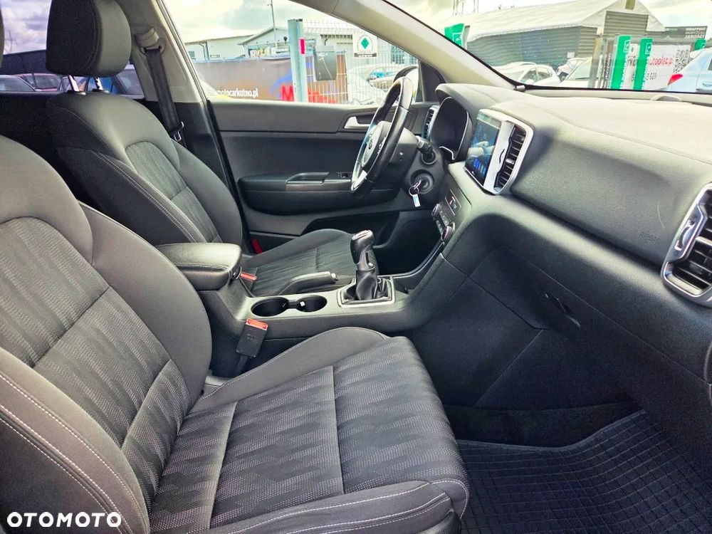 Kia Sportage 1.6 GDI Business Line L 2WD - 32